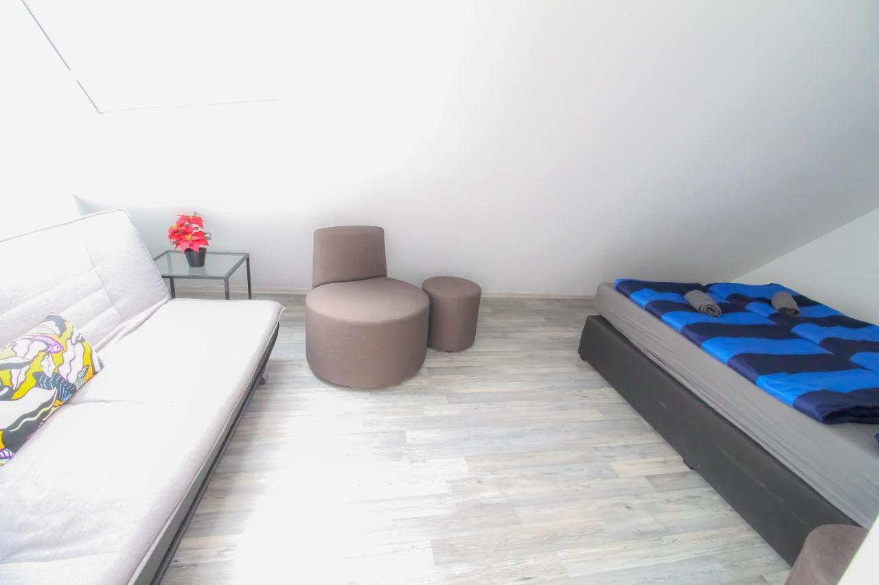 Private Triple Bedroom In Shared Dw171-4 Viena